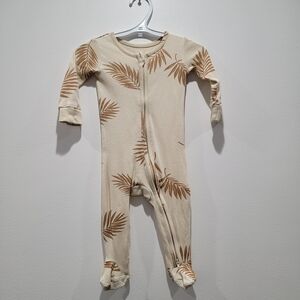 Colored Organics Tan Leaf Print Footie